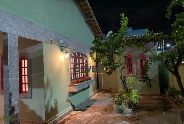 Imagem Casa com 3 Quartos à Venda, 110 m² em Trindade - São Gonçalo Imagem Casa com 3 Quartos à Venda, 110 m² em Trindade - São Gonçalo