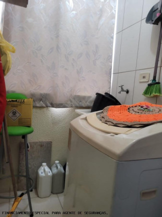 Imagem Apartamento com 2 Quartos à Venda, 48 m² em Gralha Azul - Sarandi