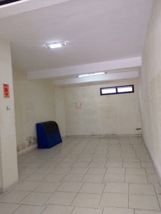 Imagem Casa com 8 Quartos para Alugar, 174 m²