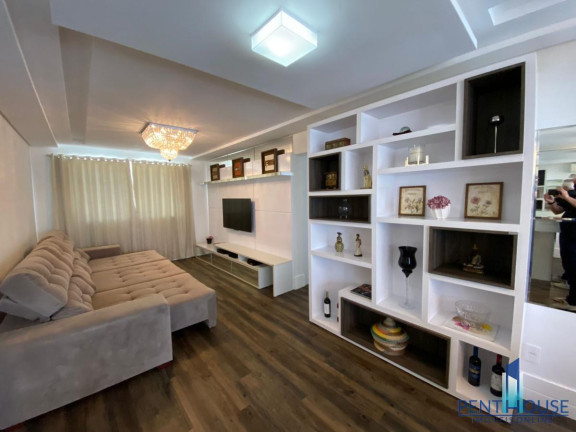 Imagem Apartamento com 3 Quartos à Venda, 122 m² em Pioneiros - Balneário Camboriú