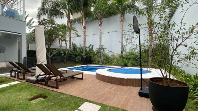 Imagem Imóvel com 4 Quartos à Venda, 411 m² em Tamboré - Santana De Parnaíba Imagem Imóvel com 4 Quartos à Venda, 411 m² em Tamboré - Santana De Parnaíba