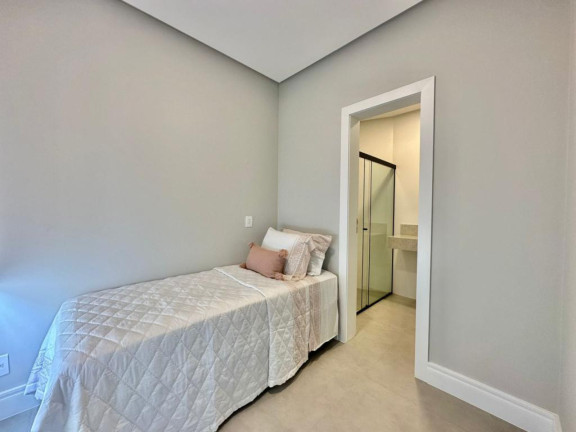 Imagem Casa com 5 Quartos à Venda, 450 m² em Centro - Capao Da Canoa