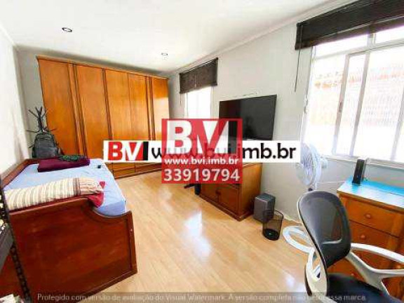 Imagem Casa com 3 Quartos à Venda, 192 m² em Vila Da Penha - Rio De Janeiro Imagem Casa com 3 Quartos à Venda, 192 m² em Vila Da Penha - Rio De Janeiro