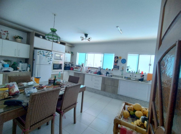 Imagem Casa com 4 Quartos à Venda, 265 m² em Parque Balneário Oasis - Peruíbe Imagem Casa com 4 Quartos à Venda, 265 m² em Parque Balneário Oasis - Peruíbe