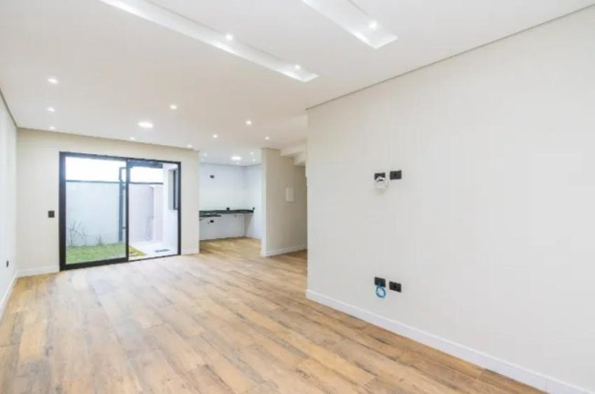 Imagem Casa com 2 Quartos à Venda, 129 m² em Campo De Santana - Curitiba Imagem Casa com 2 Quartos à Venda, 129 m² em Campo De Santana - Curitiba