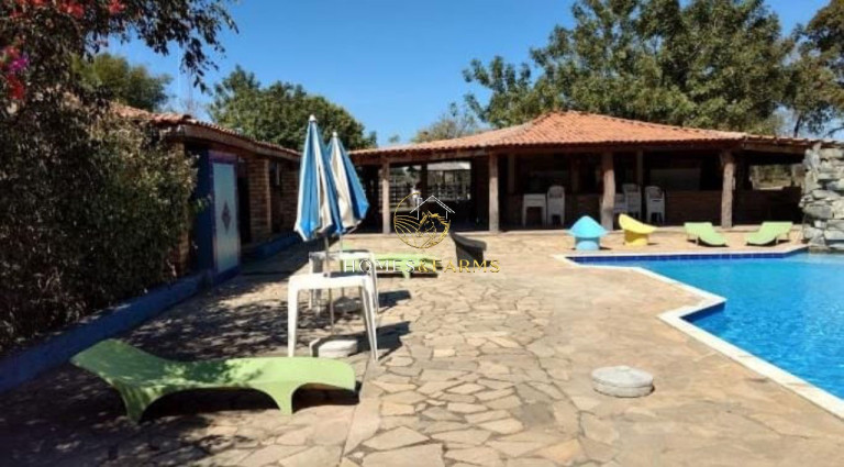 Imagem Imóvel com 3 Quartos à Venda, 1.120 m² em Zona Rural - Poconé Imagem Imóvel com 3 Quartos à Venda, 1.120 m² em Zona Rural - Poconé