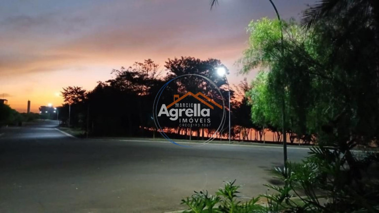 Imagem Imóvel com 3 Quartos à Venda, 196 m² em Condomínio Reserva Do Lago - Mogi Guaçu Imagem Imóvel com 3 Quartos à Venda, 196 m² em Condomínio Reserva Do Lago - Mogi Guaçu