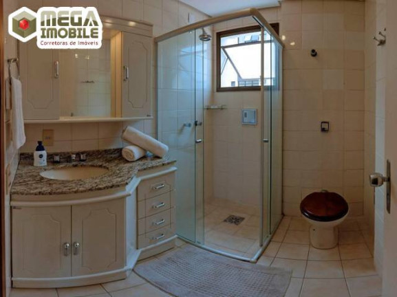 Imagem Apartamento com 2 Quartos à Venda, 77 m² em Centro - Florianópolis Imagem Apartamento com 2 Quartos à Venda, 77 m² em Centro - Florianópolis