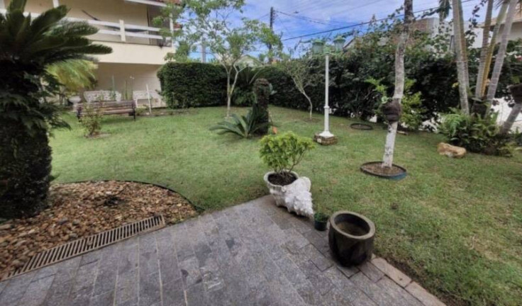 Imagem Casa com 4 Quartos à Venda, 720 m² em Peruibe - Peruíbe Imagem Casa com 4 Quartos à Venda, 720 m² em Peruibe - Peruíbe
