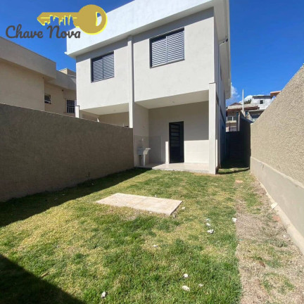 Imagem Casa com 2 Quartos à Venda, 125 m² em Jardim Maristela Ii - Atibaia Imagem Casa com 2 Quartos à Venda, 125 m² em Jardim Maristela Ii - Atibaia