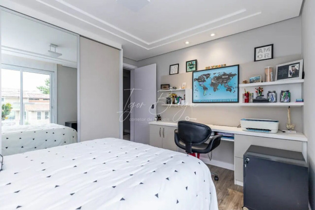 Imagem Sobrado com 3 Quartos à Venda, 240 m² em Atuba - Curitiba Imagem Sobrado com 3 Quartos à Venda, 240 m² em Atuba - Curitiba