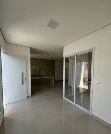 Imagem Imóvel com 3 Quartos à Venda, 1.510.000 m² em São Paulo - Jundiaí Imagem Imóvel com 3 Quartos à Venda, 1.510.000 m² em São Paulo - Jundiaí