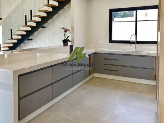 Imagem Casa com 3 Quartos à Venda, 289 m²