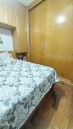 Imagem Imóvel com 3 Quartos à Venda, 20 m² em Vila Pinheirinho - Santo André