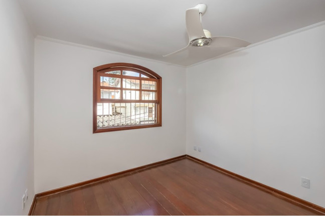 Imagem Casa com 4 Quartos à Venda, 110 m² em Jardim Marajoara - São Paulo