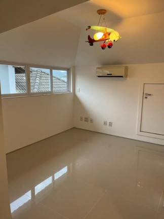 Imagem Casa com 4 Quartos à Venda, 290 m² em Recreio Dos Bandeirantes - Rio De Janeiro