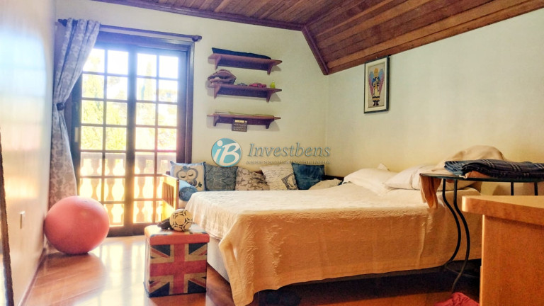 Imagem Casa com 4 Quartos à Venda, 350 m² em Taboão - Curitiba