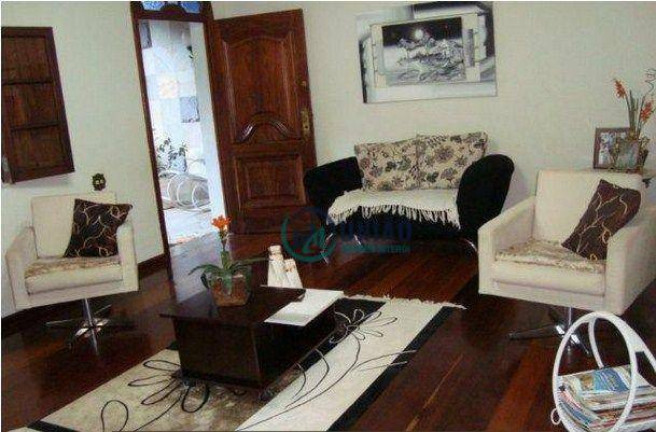 Imagem Casa com 3 Quartos à Venda, 370 m² em Itacoatiara - Niterói