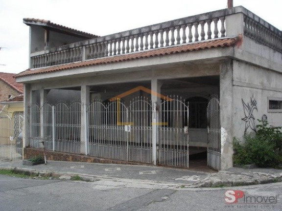 Sobrado com 3 Quartos à Venda, 220 m² em água Fria - São Paulo