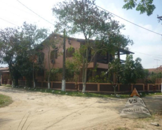 Imagem Casa com 5 Quartos à Venda, 320 m² em Balneário São Pedro - São Pedro Da Aldeia