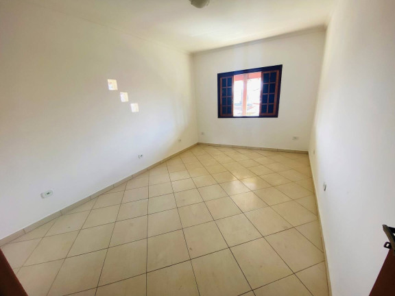 Imagem Casa com 3 Quartos à Venda, 300 m² em Centro - Mairiporã