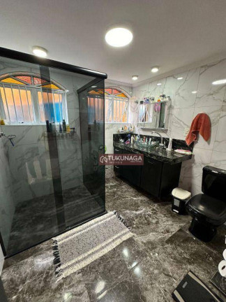 Imagem Sobrado com 3 Quartos à Venda, 334 m² em Vila Silveira - Guarulhos Imagem Sobrado com 3 Quartos à Venda, 334 m² em Vila Silveira - Guarulhos