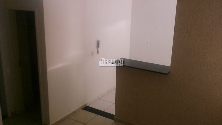 Imagem Apartamento com 2 Quartos à Venda, 50 m² em Conjunto Pontal - Uberaba