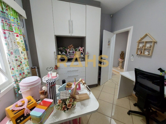 Imagem Casa com 3 Quartos à Venda, 270 m² em Costa E Silva - Joinville Imagem Casa com 3 Quartos à Venda, 270 m² em Costa E Silva - Joinville
