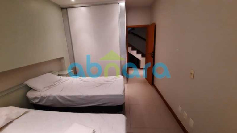 Imagem Apartamento com 3 Quartos à Venda, 155 m² em Copacabana - Rio De Janeiro Imagem Apartamento com 3 Quartos à Venda, 155 m² em Copacabana - Rio De Janeiro