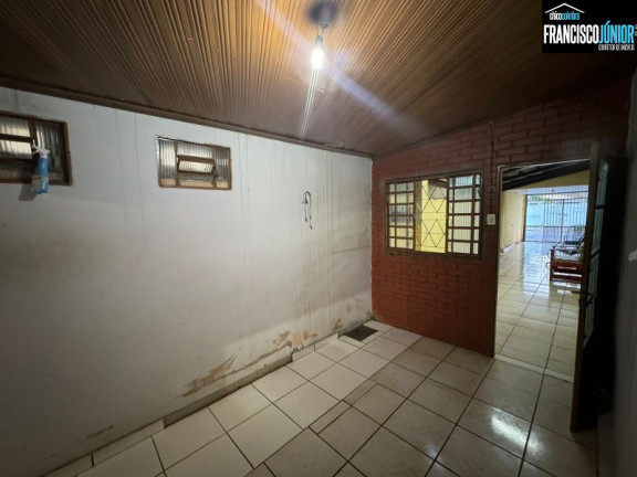 Imagem Casa com 4 Quartos à Venda, 296 m² em Setor Coimbra - Goiânia Imagem Casa com 4 Quartos à Venda, 296 m² em Setor Coimbra - Goiânia
