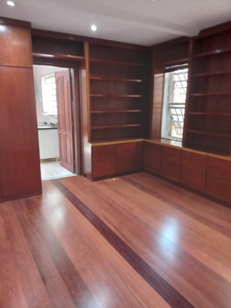 Imagem Casa com 3 Quartos à Venda, 140 m² em Moema - São Paulo Imagem Casa com 3 Quartos à Venda, 140 m² em Moema - São Paulo