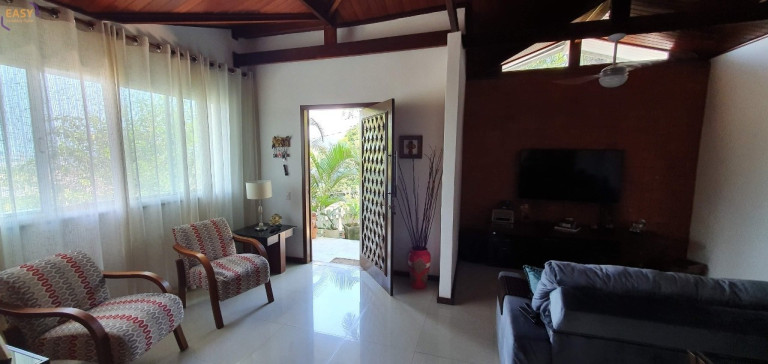 Imagem Imóvel com 3 Quartos à Venda, 360 m² em Jacarepaguá - Rio De Janeiro