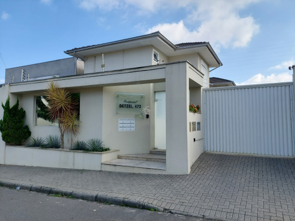 Imagem Casa com 3 Quartos à Venda, 130 m² em Glória - Joinville Imagem Casa com 3 Quartos à Venda, 130 m² em Glória - Joinville