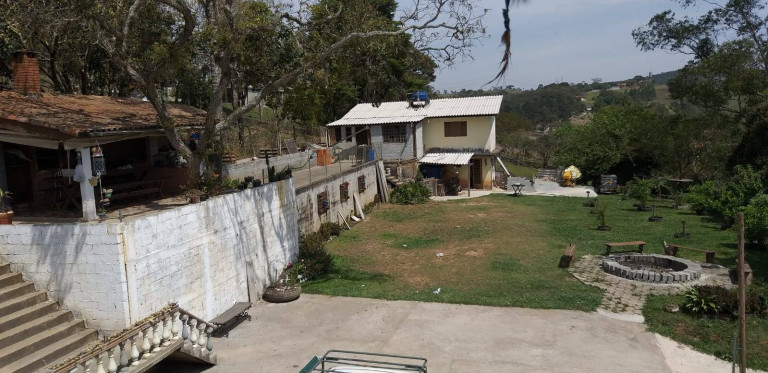 Imagem Chácara com 6 Quartos à Venda, 2.000 m² em Terra Preta (terra Preta) - Mairiporã Imagem Chácara com 6 Quartos à Venda, 2.000 m² em Terra Preta (terra Preta) - Mairiporã