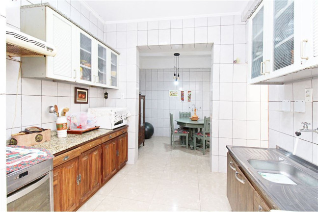 Imagem Imóvel com 2 Quartos à Venda,  em Petrópolis - Porto Alegre