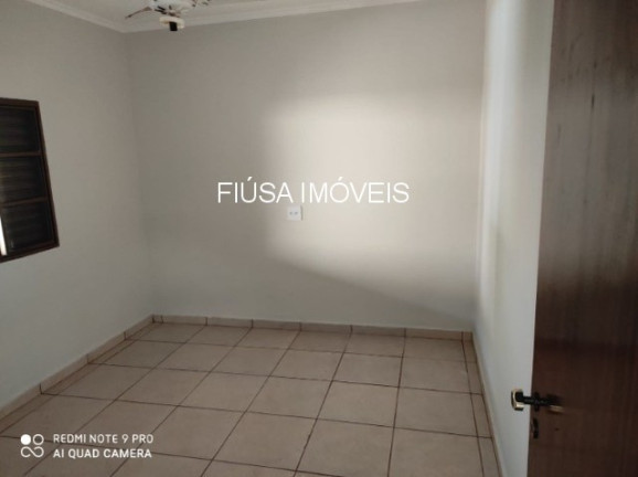 Imagem Casa com 3 Quartos à Venda, em Vila Virgínia - Ribeirão Preto Imagem Casa com 3 Quartos à Venda, em Vila Virgínia - Ribeirão Preto