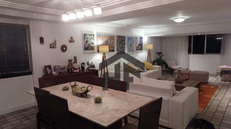 Apartamento com 3 Quartos à Venda, 198 m² em Boa Viagem - Recife