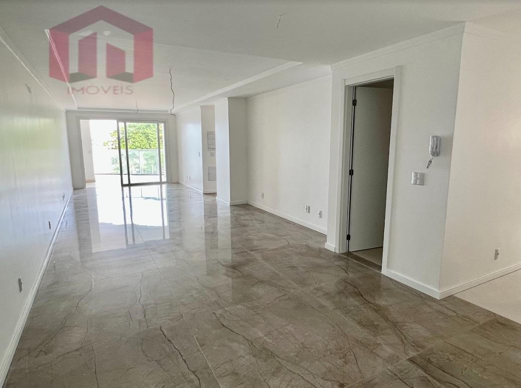 Imagem Imóvel com 3 Quartos à Venda, 1 m²