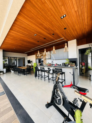 Imagem Casa com 5 Quartos à Venda, 386 m² em Condomínio Do Lago - Goiânia Imagem Casa com 5 Quartos à Venda, 386 m² em Condomínio Do Lago - Goiânia