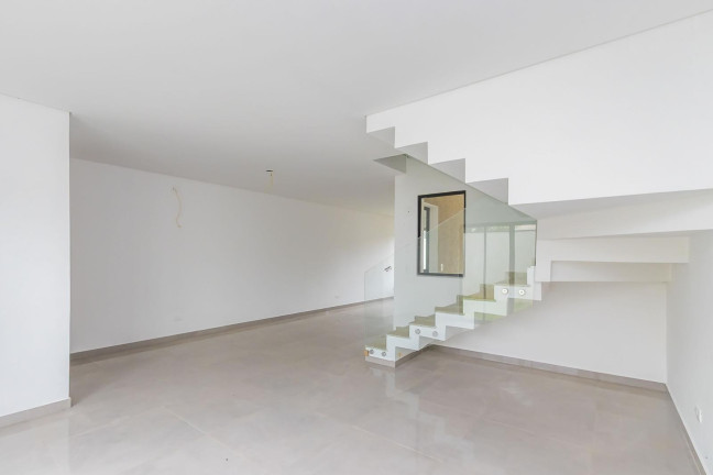 Imagem Sobrado com 3 Quartos à Venda, 122 m² em Pilarzinho - Curitiba