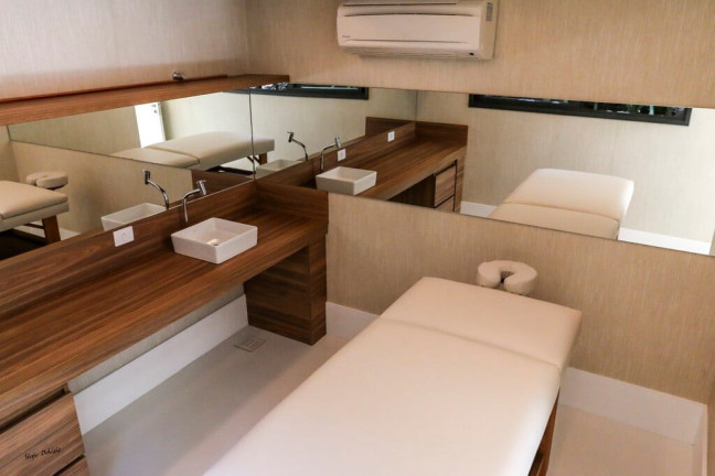 Imagem Apartamento com 4 Quartos à Venda, 435 m² em Moinhos De Vento - Porto Alegre