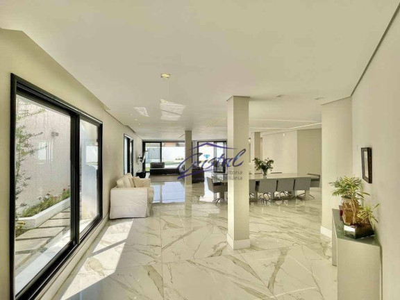 Imagem Casa com 6 Quartos à Venda, 578 m² em Granja Viana - Cotia