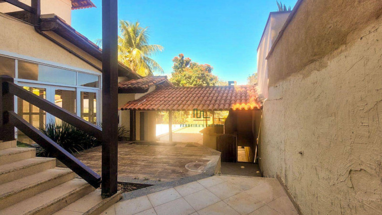 Imagem Casa com 7 Quartos à Venda, 437 m² em Camboinhas - Niterói Imagem Casa com 7 Quartos à Venda, 437 m² em Camboinhas - Niterói
