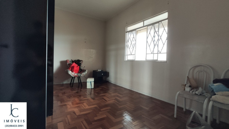 Imagem Casa com 3 Quartos à Venda, 178 m² em Centro - São Lourenço