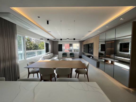 Imagem Apartamento com 3 Quartos à Venda, 135 m² em Moinhos De Vento - Porto Alegre