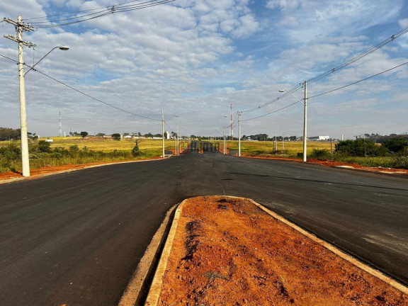 Imagem Terreno à Venda, 1.200 m² Imagem Terreno à Venda, 1.200 m²