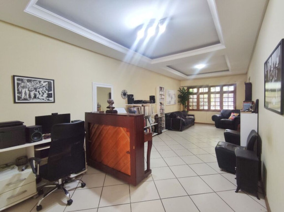 Imagem Casa com 2 Quartos à Venda, 194 m² em Jardim Botânico - Porto Alegre