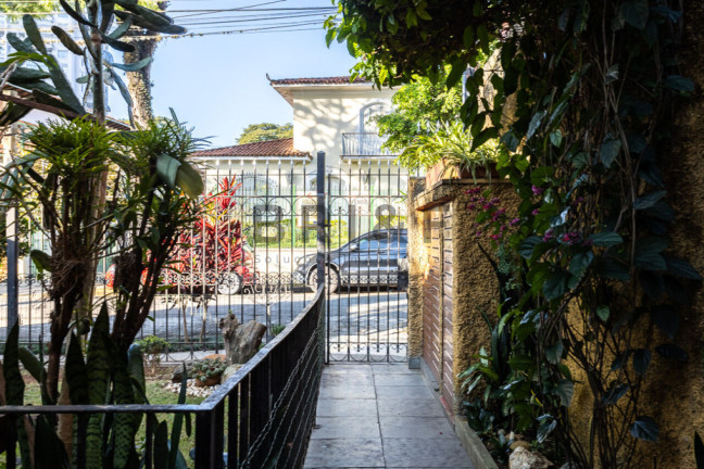 Imagem Casa com 3 Quartos à Venda, 225 m² em Butantã - São Paulo Imagem Casa com 3 Quartos à Venda, 225 m² em Butantã - São Paulo