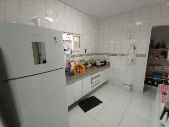 Imagem Sobrado com 4 Quartos à Venda, 130 m² em Alagadiço Novo - Fortaleza Imagem Sobrado com 4 Quartos à Venda, 130 m² em Alagadiço Novo - Fortaleza