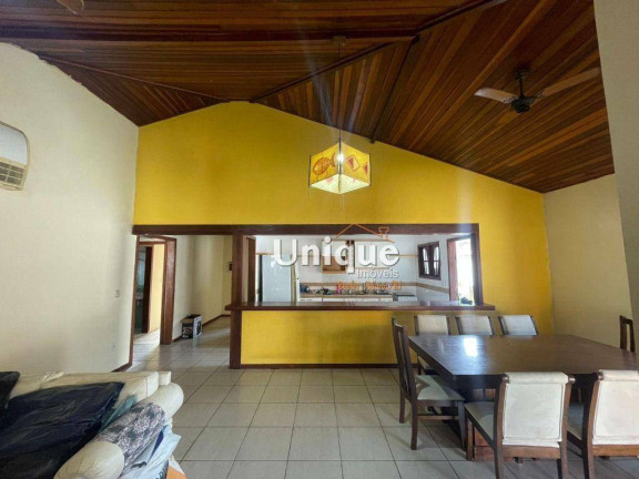 Imagem Casa com 3 Quartos para Alugar, 200 m² em Caravelas - Armação Dos Búzios